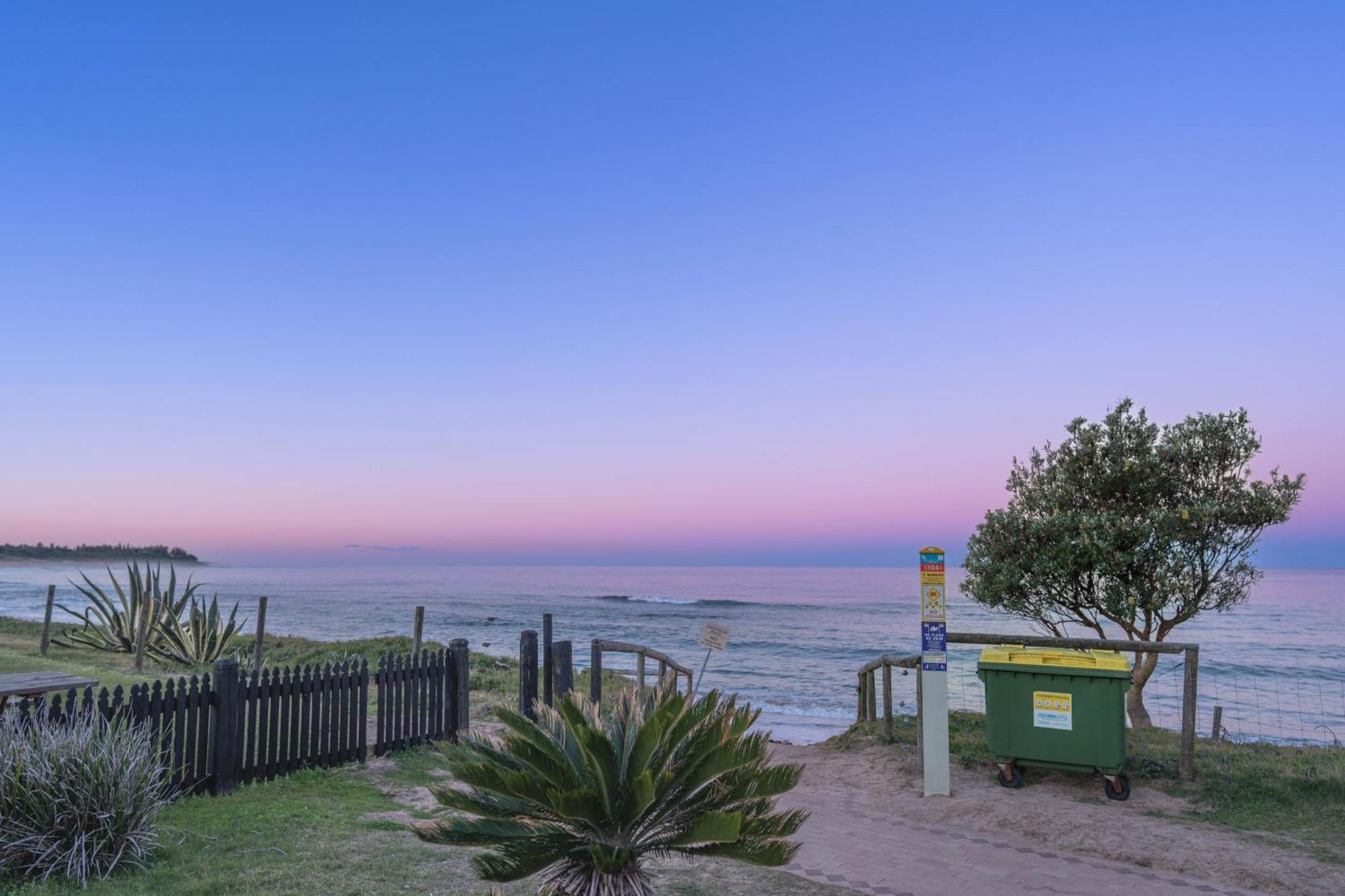 Blue Lagoon Beach Resort Bateau Bay Zewnętrze zdjęcie