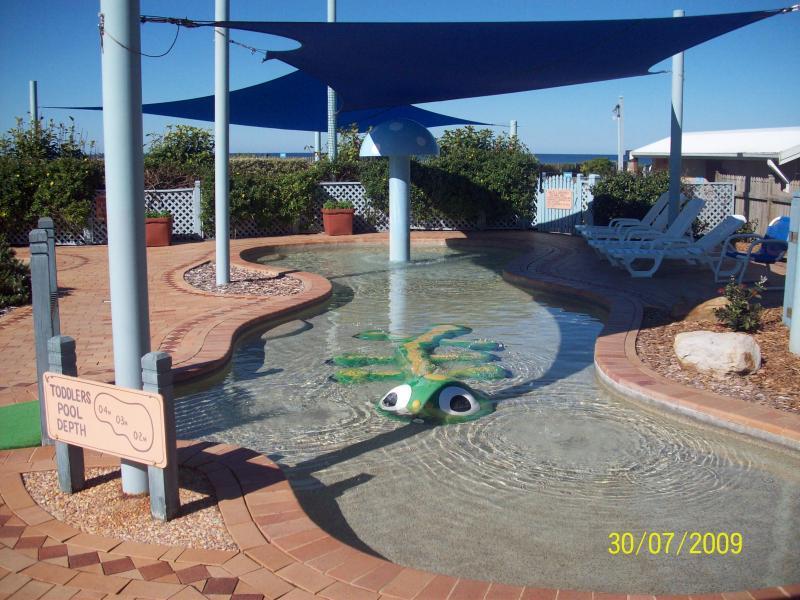 Blue Lagoon Beach Resort Bateau Bay Zewnętrze zdjęcie